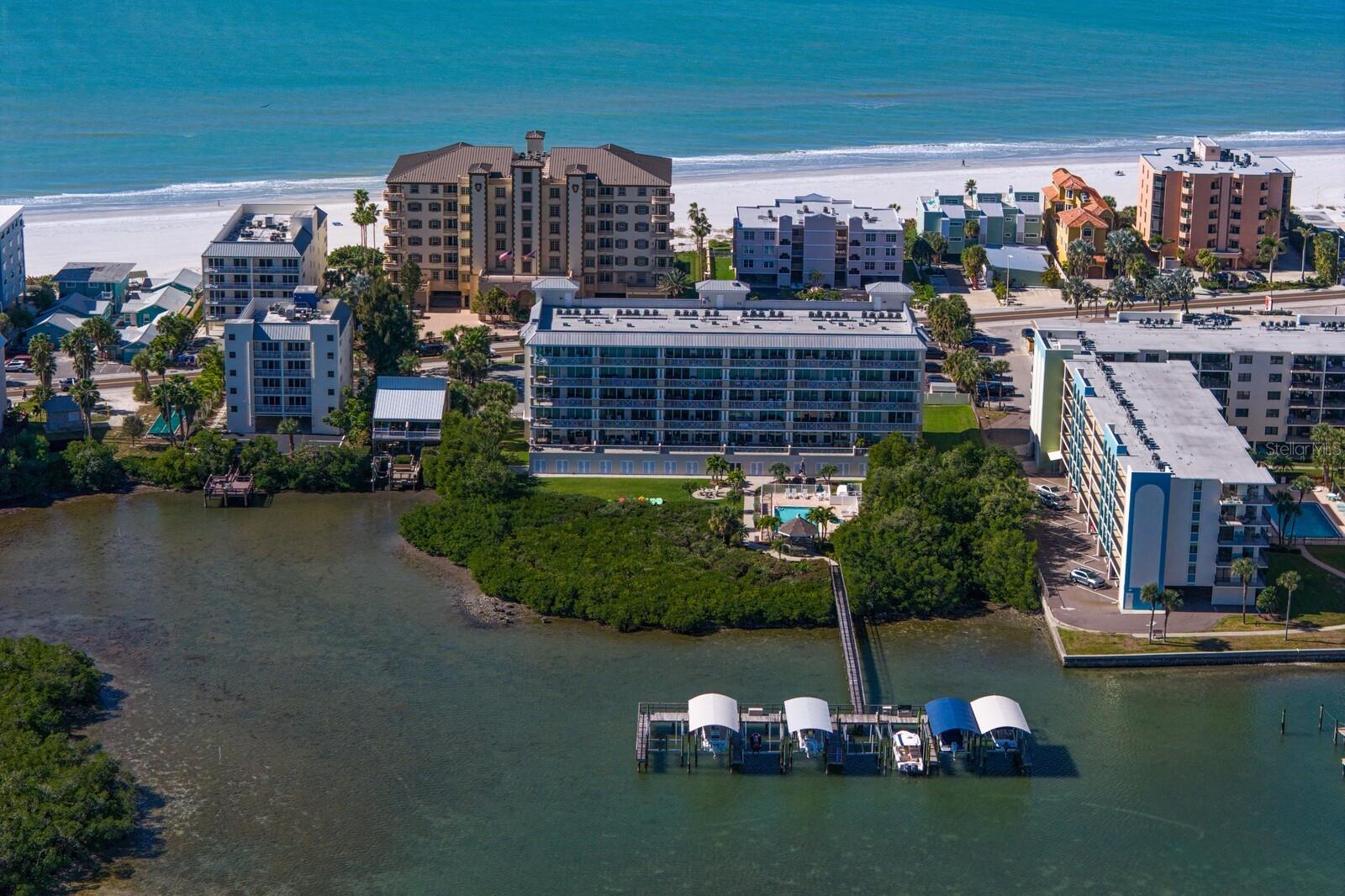 DOLPHIN KEY CONDO - Residential