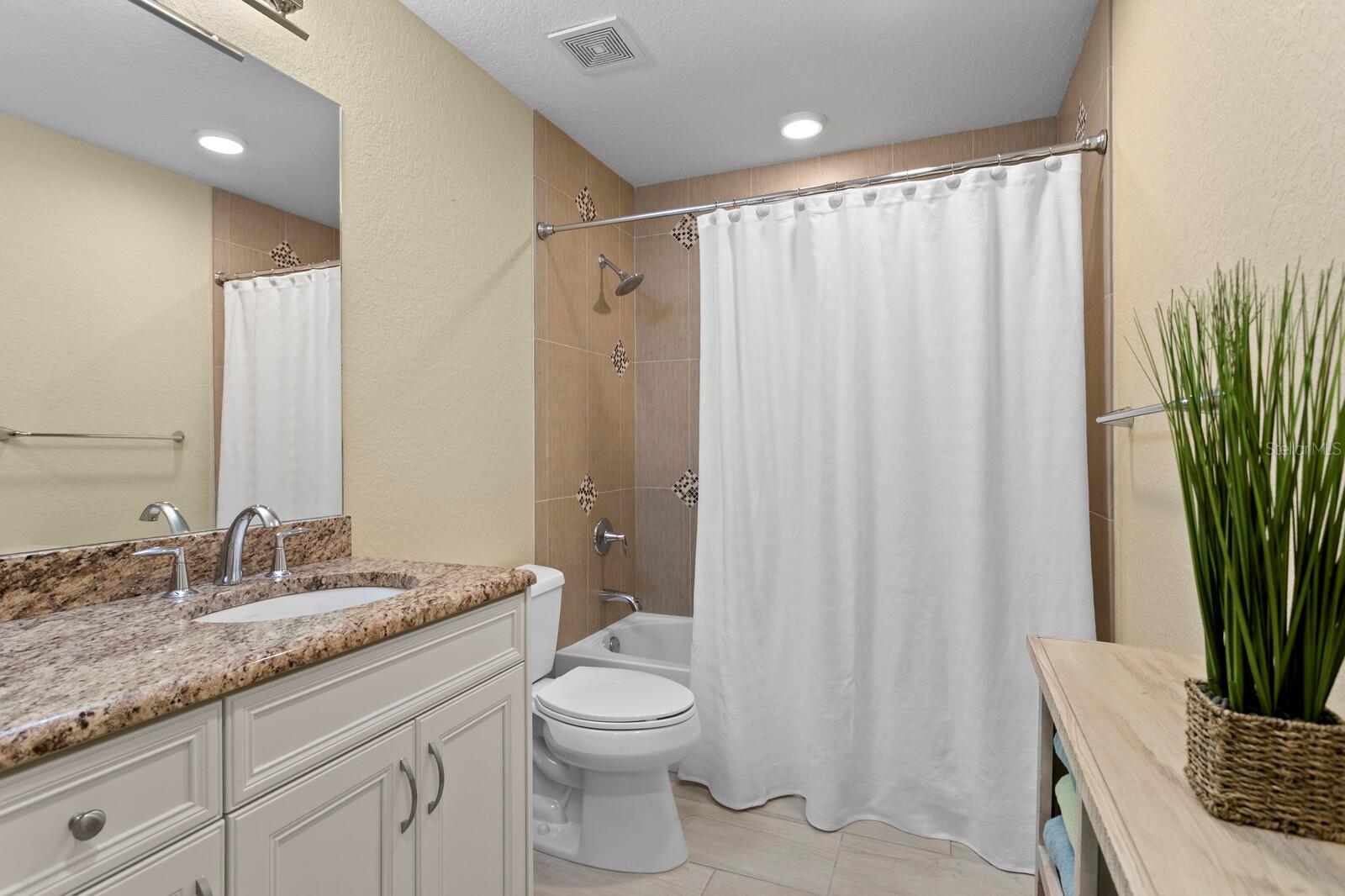 DOLPHIN KEY CONDO - Residential