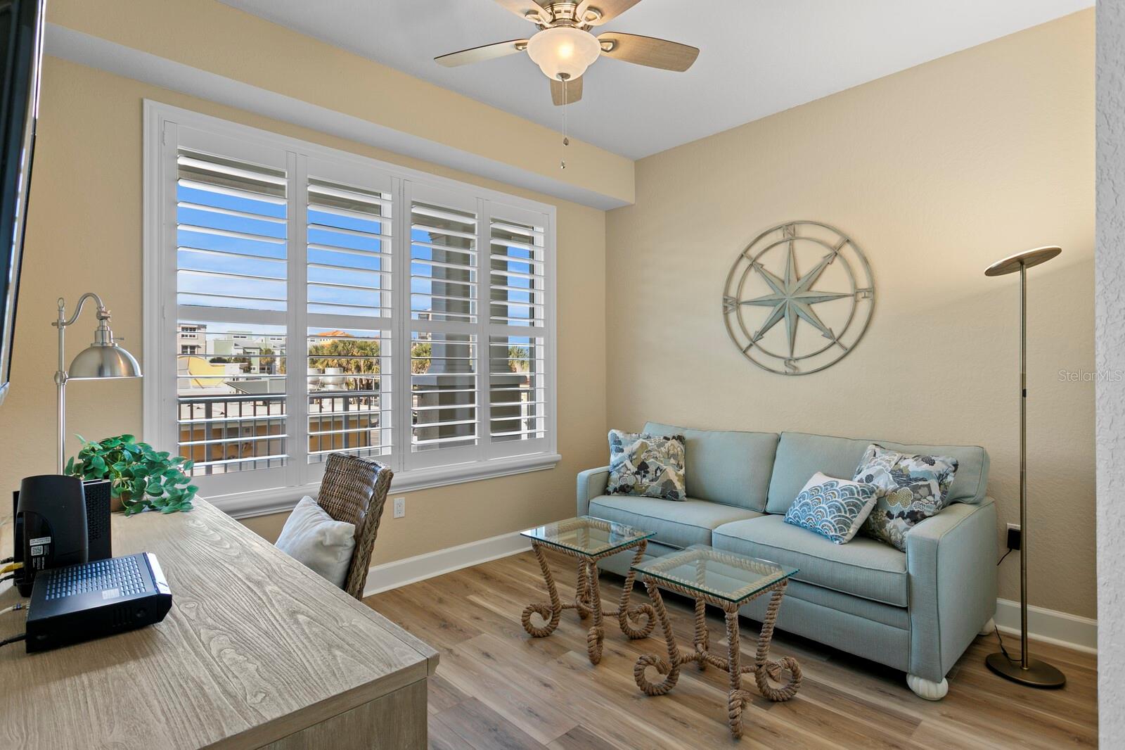 DOLPHIN KEY CONDO - Residential