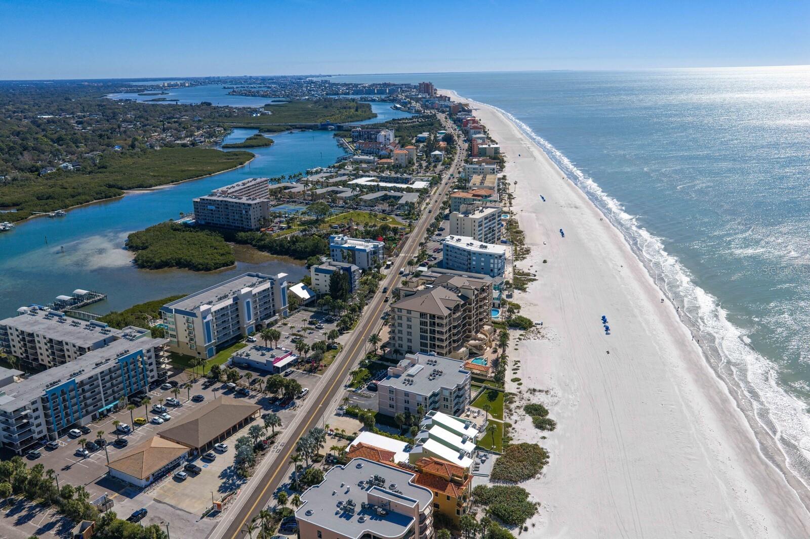 DOLPHIN KEY CONDO - Residential