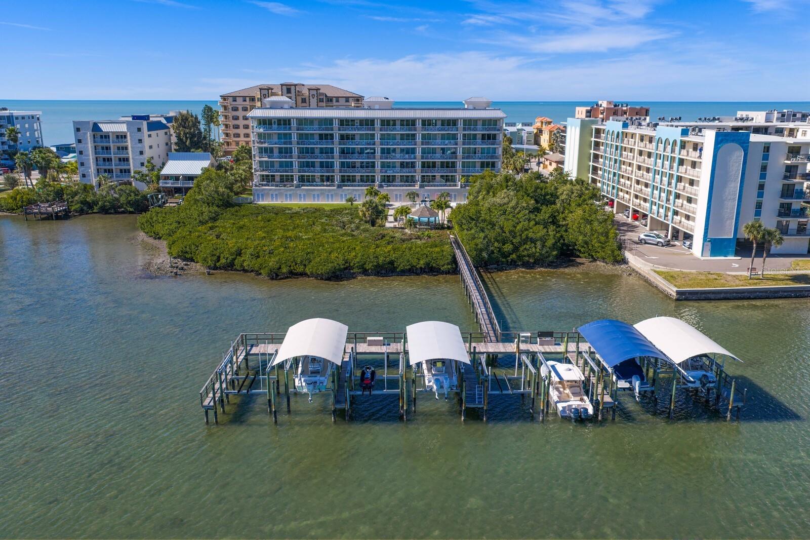 DOLPHIN KEY CONDO - Residential