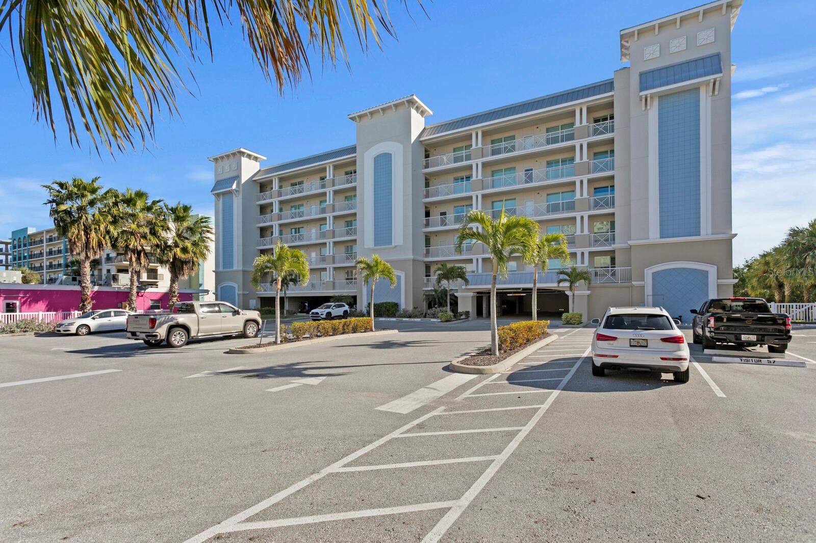 DOLPHIN KEY CONDO - Residential