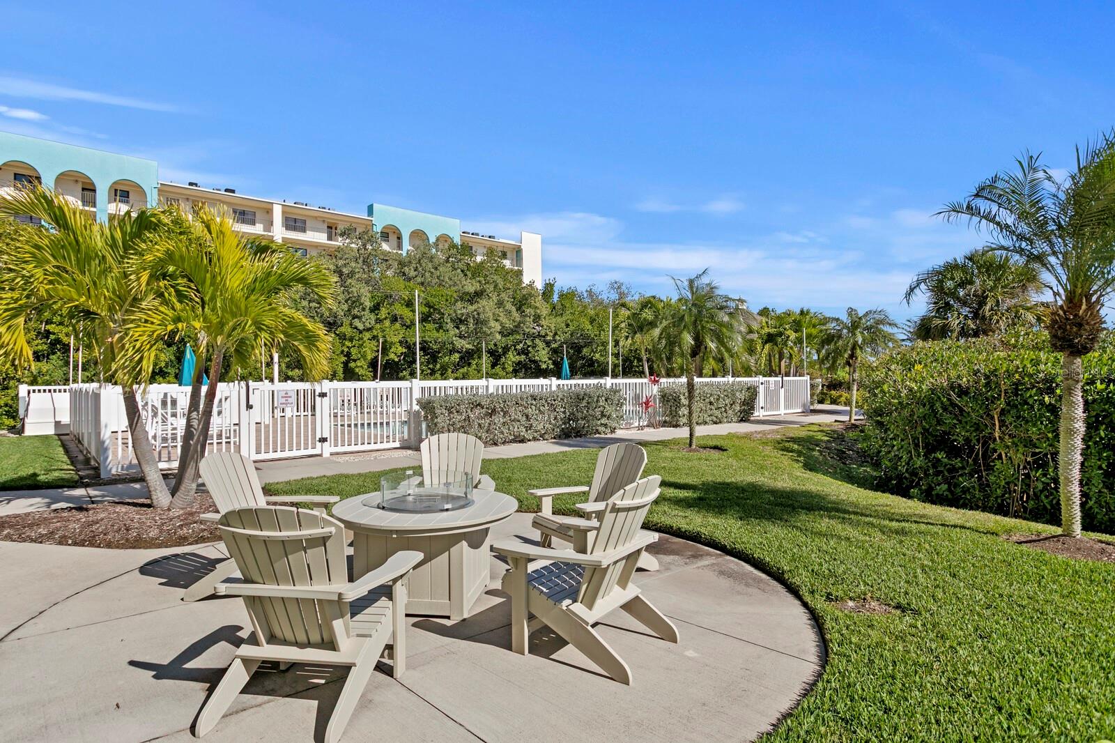 DOLPHIN KEY CONDO - Residential