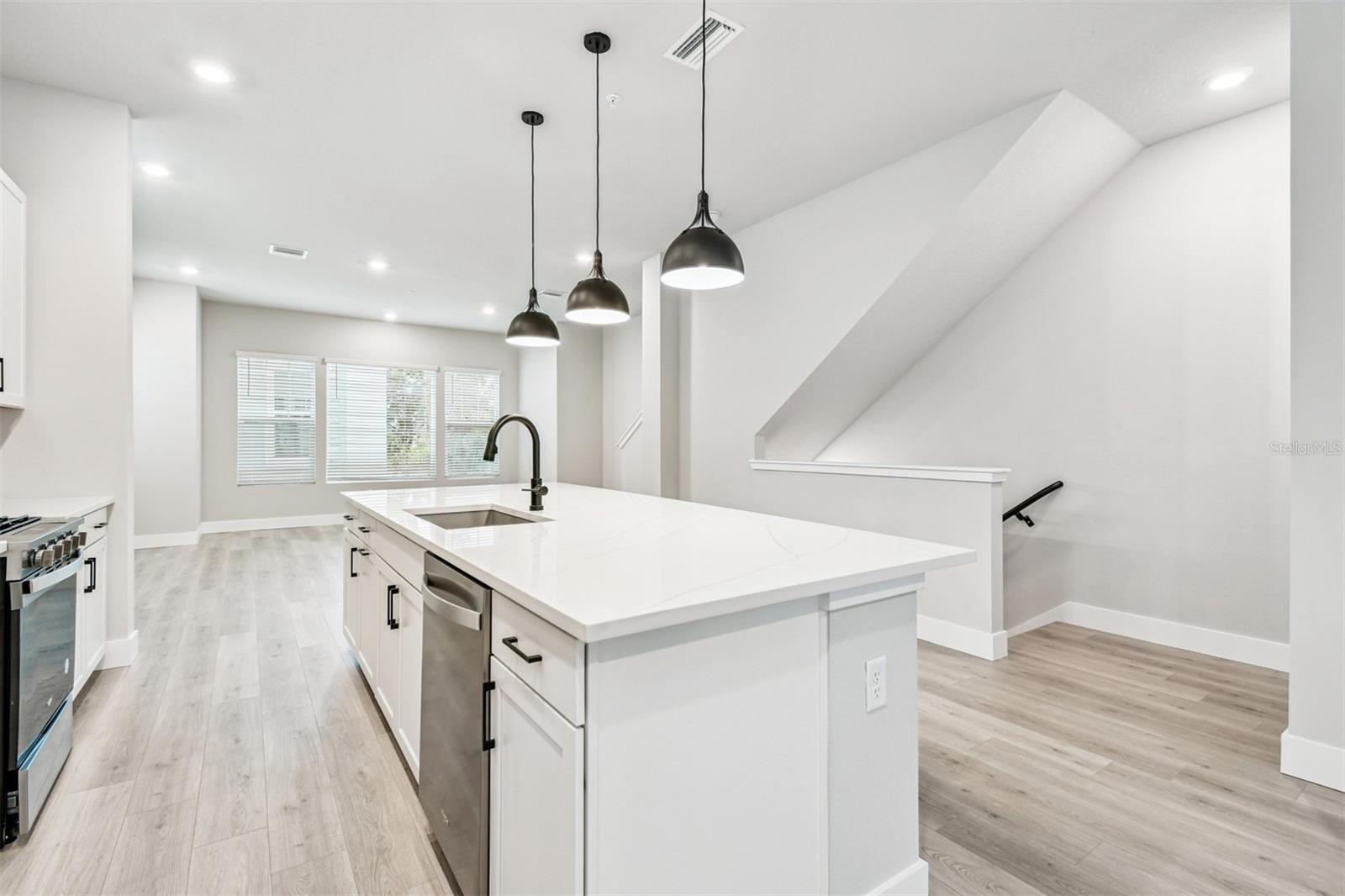 TOWNS AT UNION - Residential