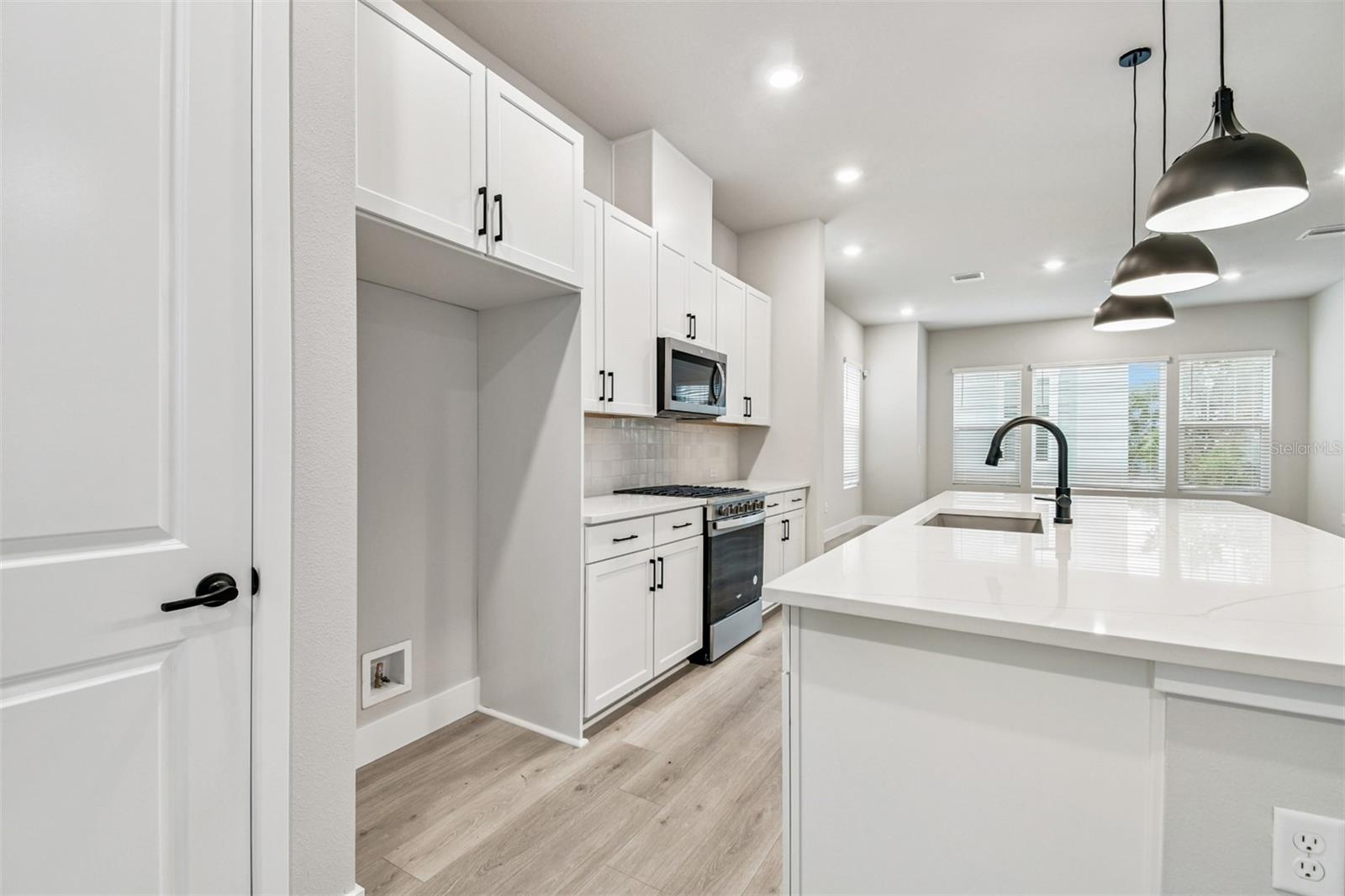 TOWNS AT UNION - Residential