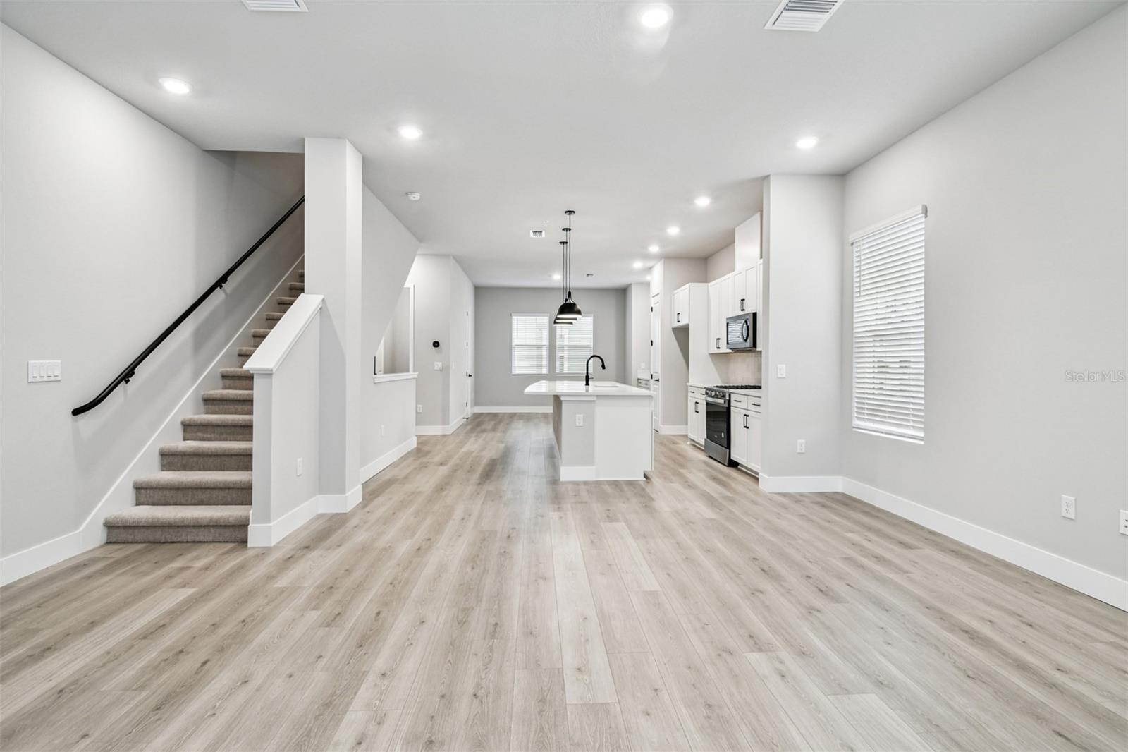 TOWNS AT UNION - Residential