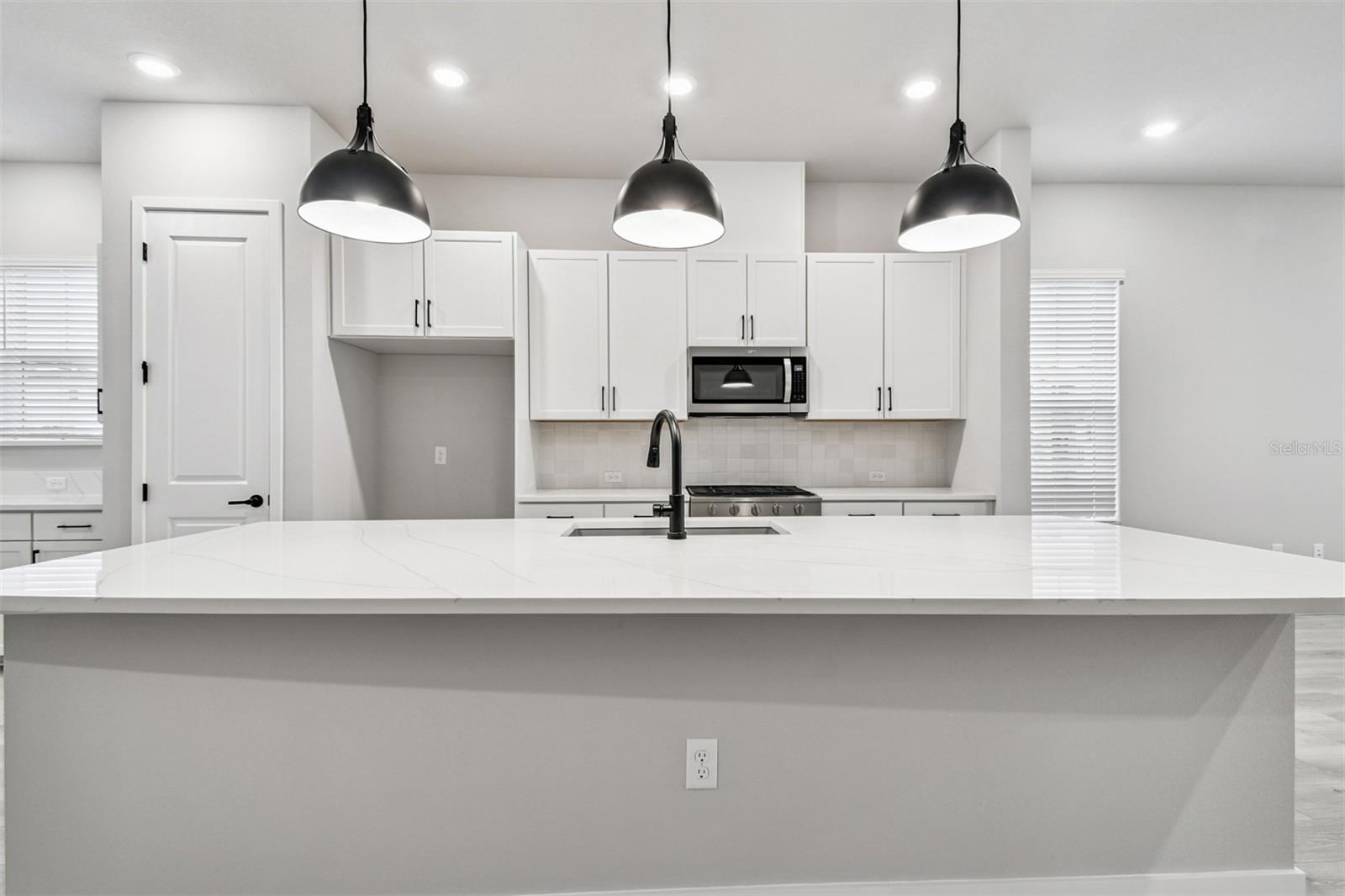 TOWNS AT UNION - Residential