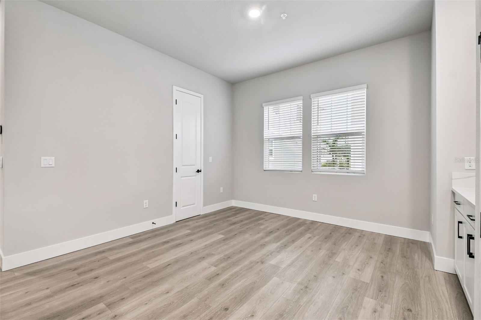 TOWNS AT UNION - Residential