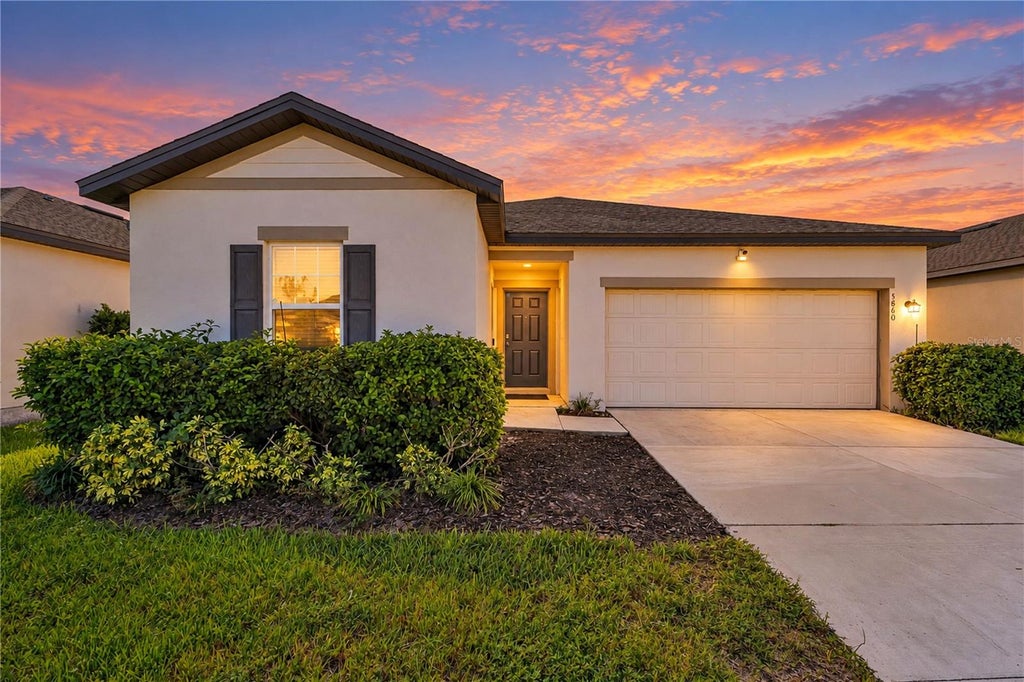 Photo of 5860 Beefmaster Road, Saint Cloud, FL 34771 (MLS # S5158387)