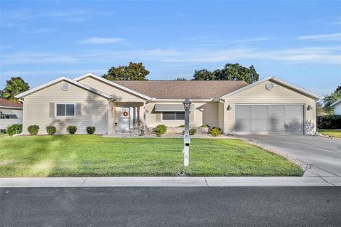 Photo of 13781 SW 112th Terrace, Dunnellon, FL 34432 (MLS # TB8447483)