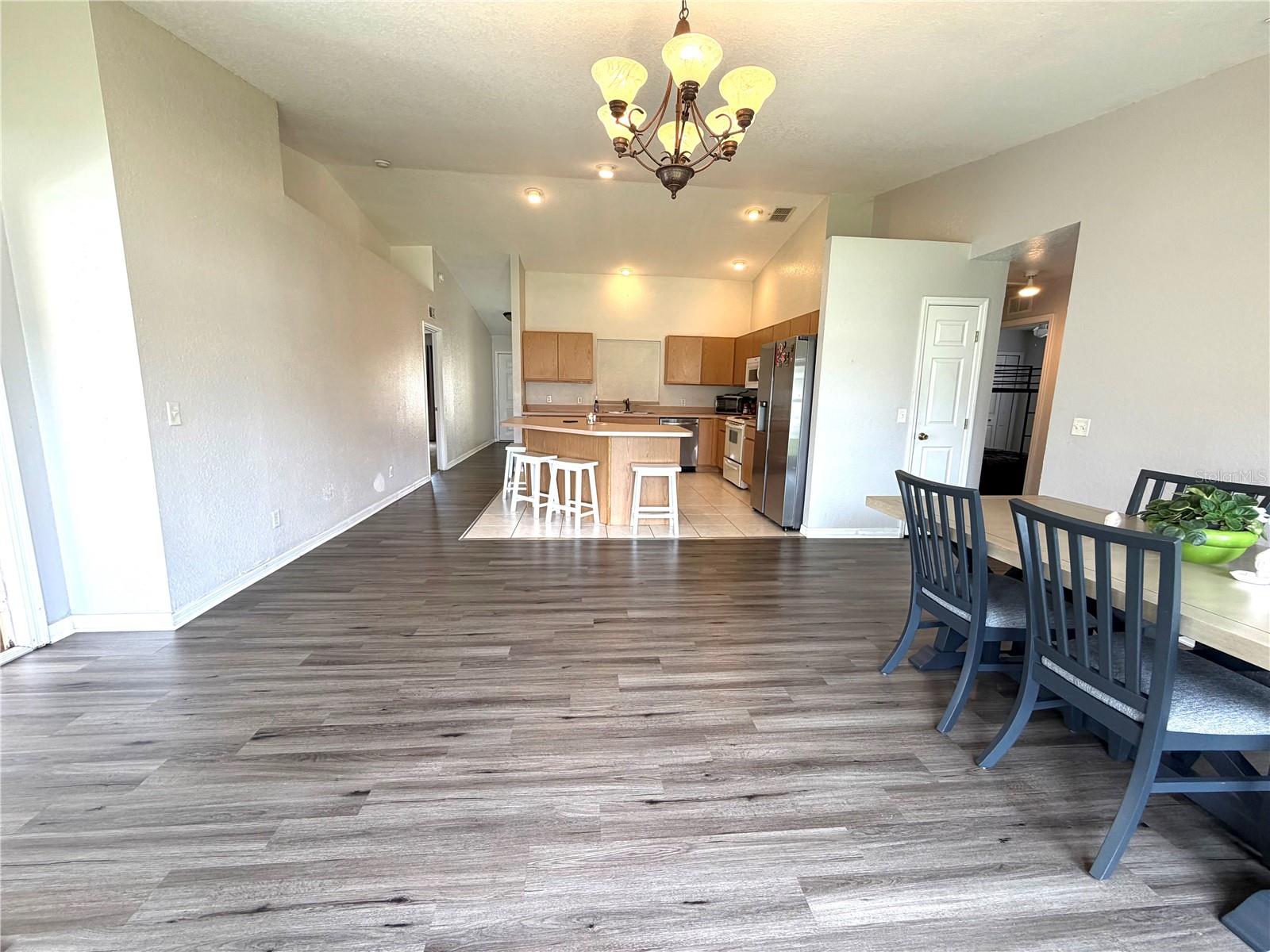 EAGLE POINT - Residential