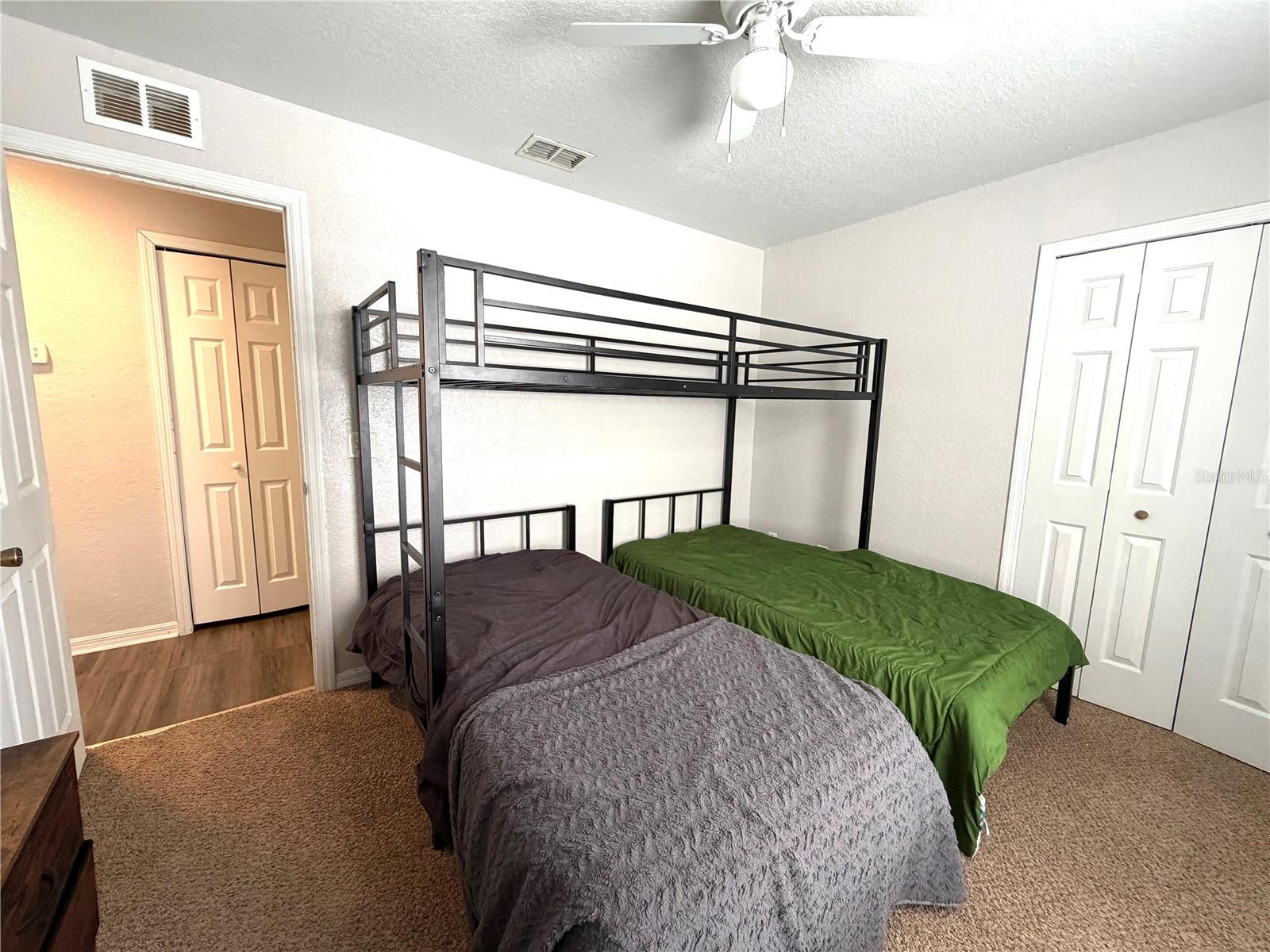 EAGLE POINT - Residential