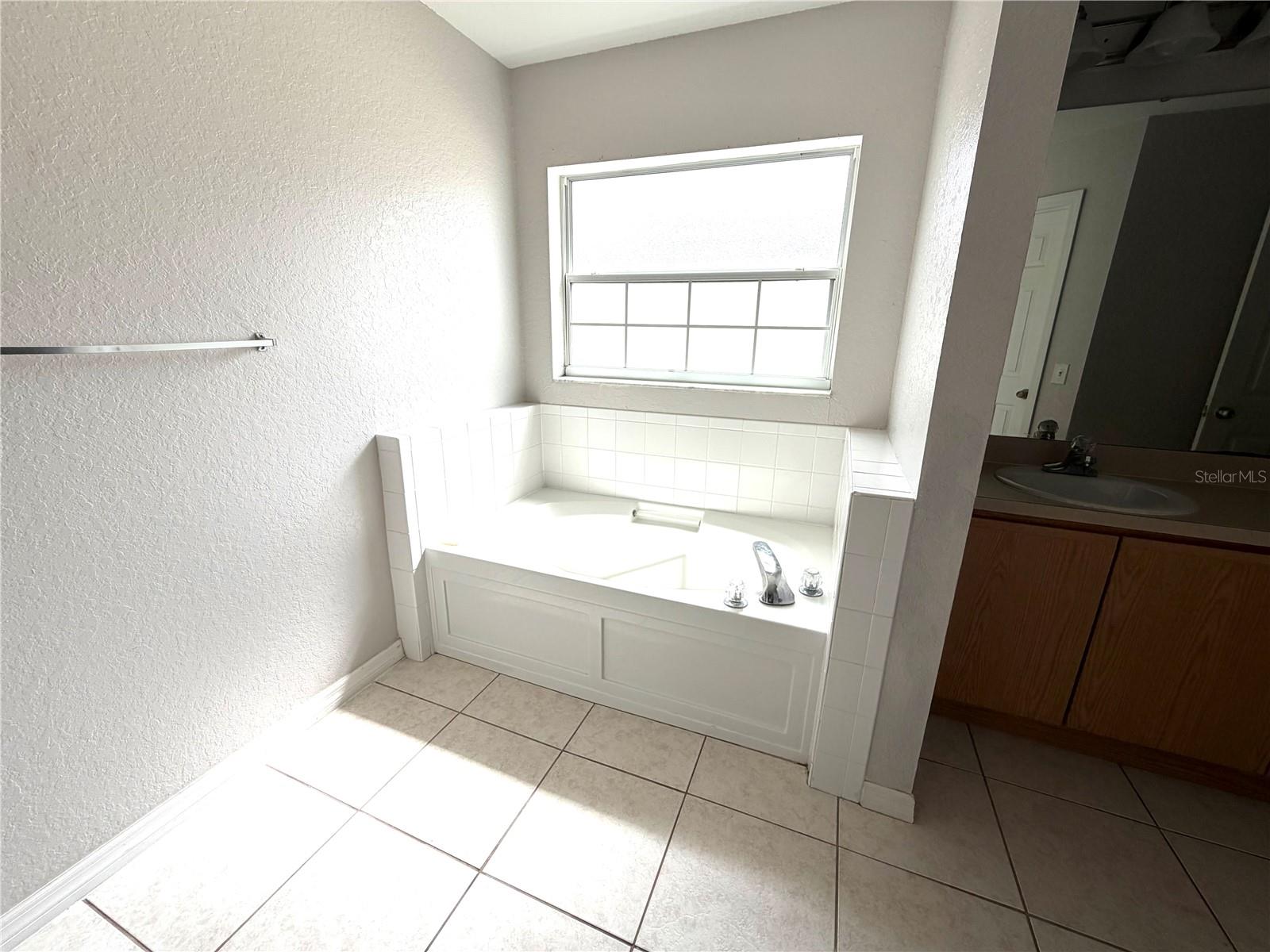 EAGLE POINT - Residential