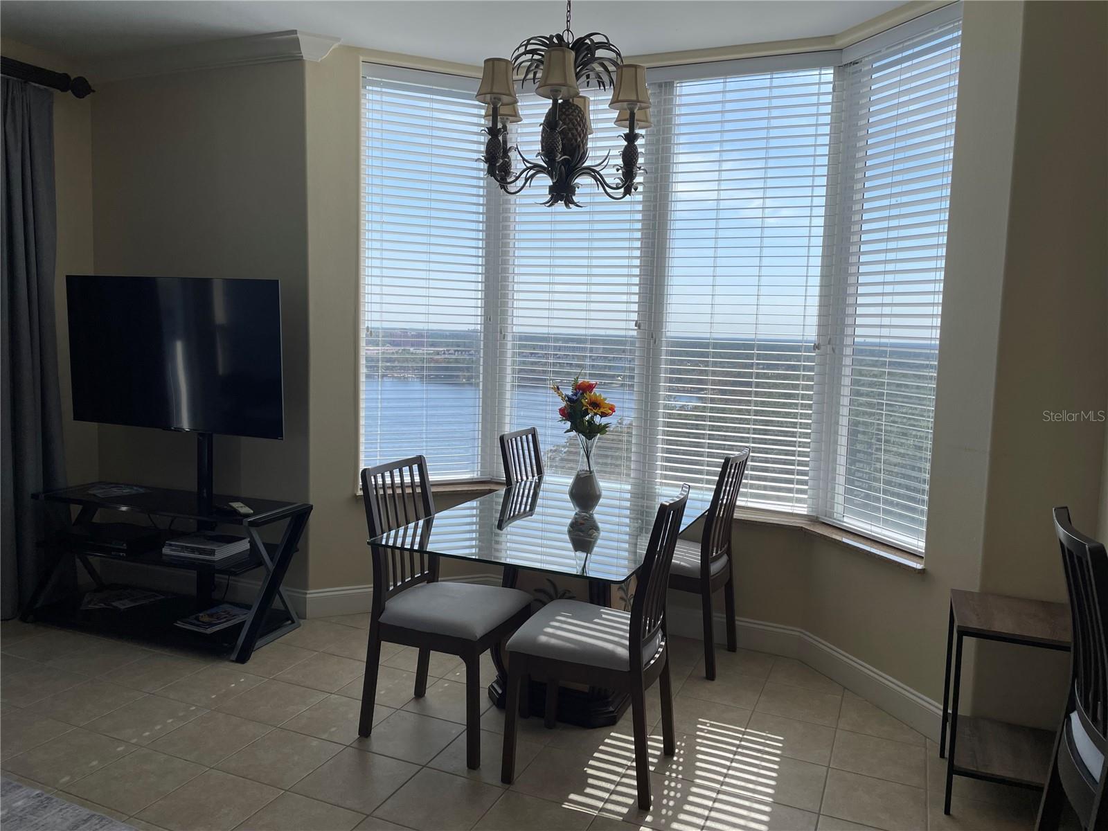 BLUE HERON BCH RESIDENCE TWR 02 CONDO - Residential