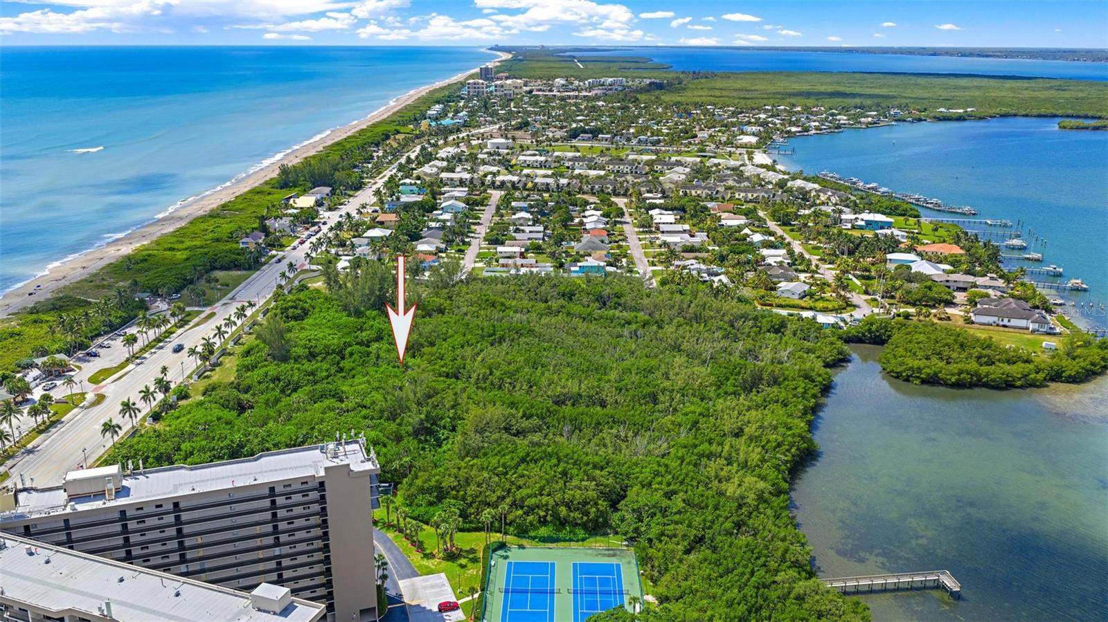 METES & BOUNDS - Land