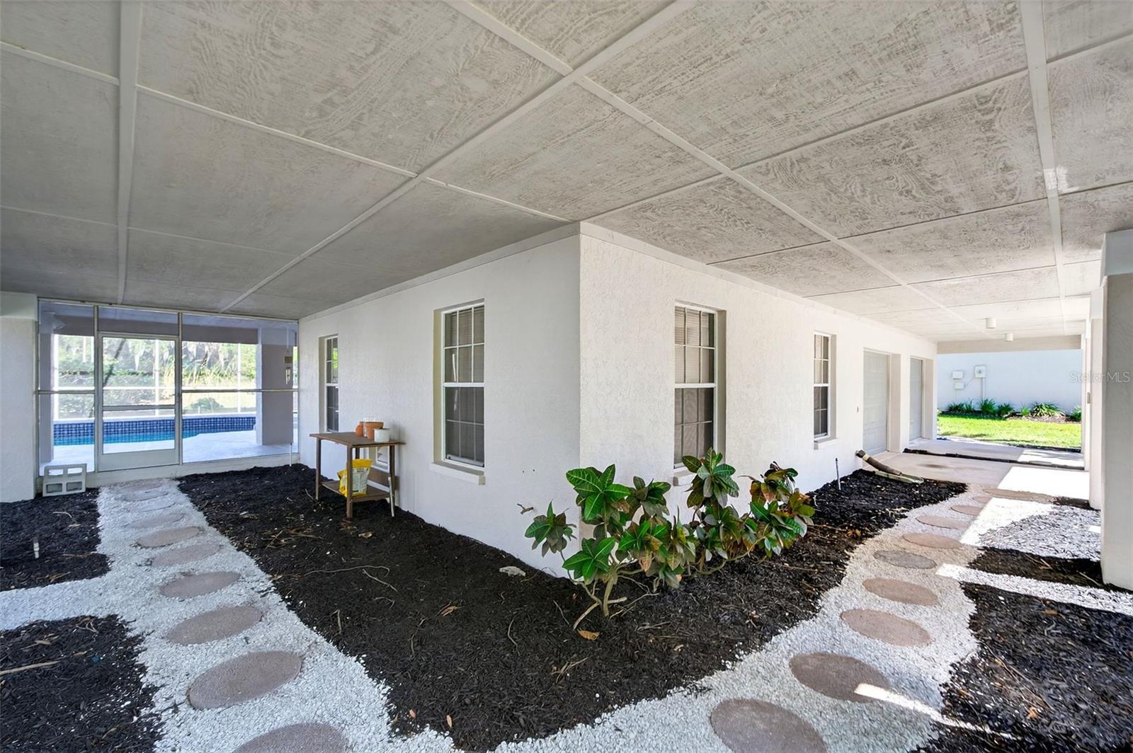 LAKES ESTATES 3 OF SARASOTA - Residential