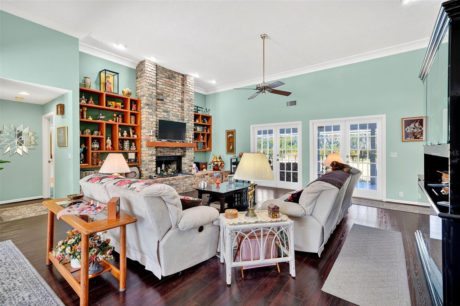 LAKES ESTATES 3 OF SARASOTA - Residential