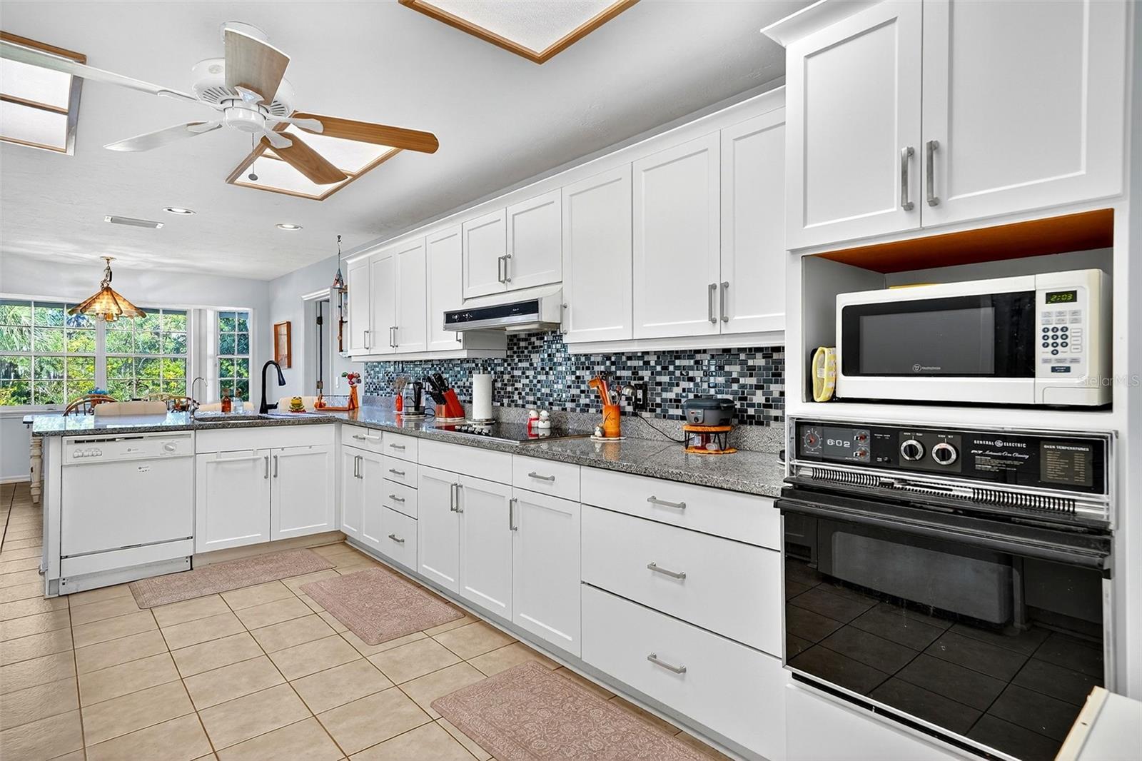 LAKES ESTATES 3 OF SARASOTA - Residential