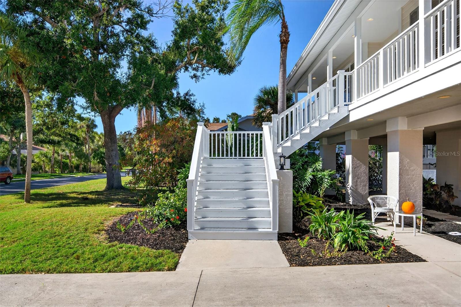 LAKES ESTATES 3 OF SARASOTA - Residential