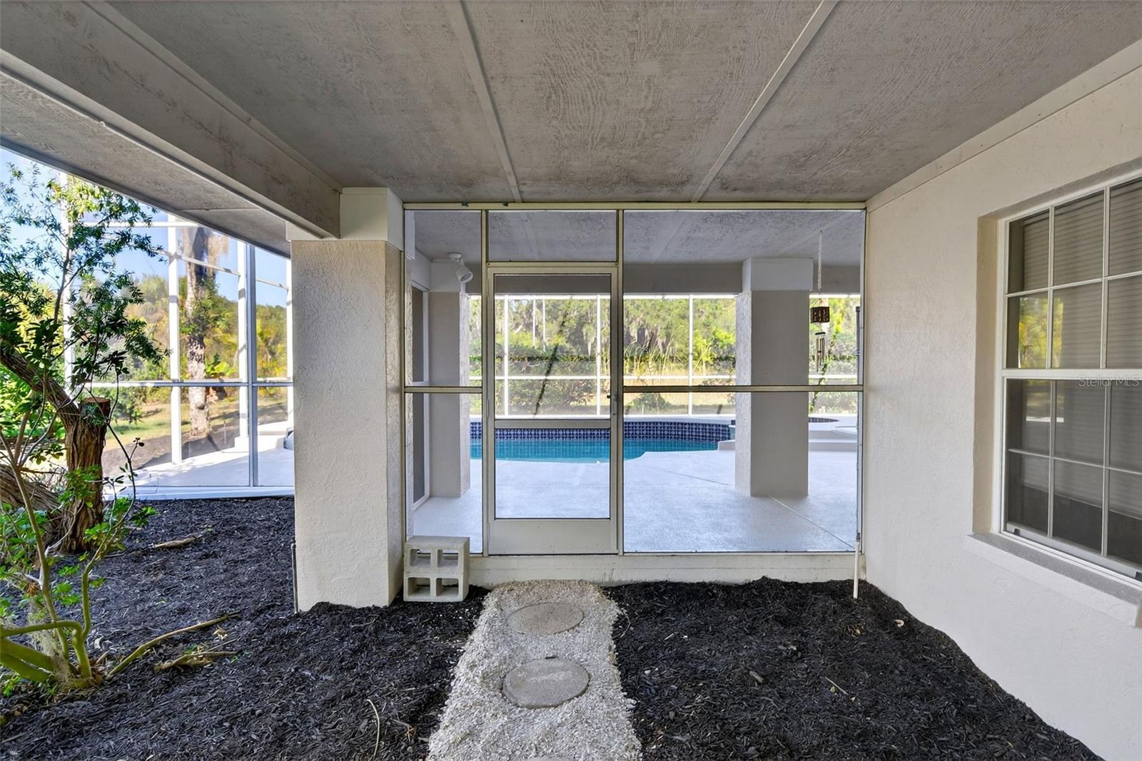 LAKES ESTATES 3 OF SARASOTA - Residential