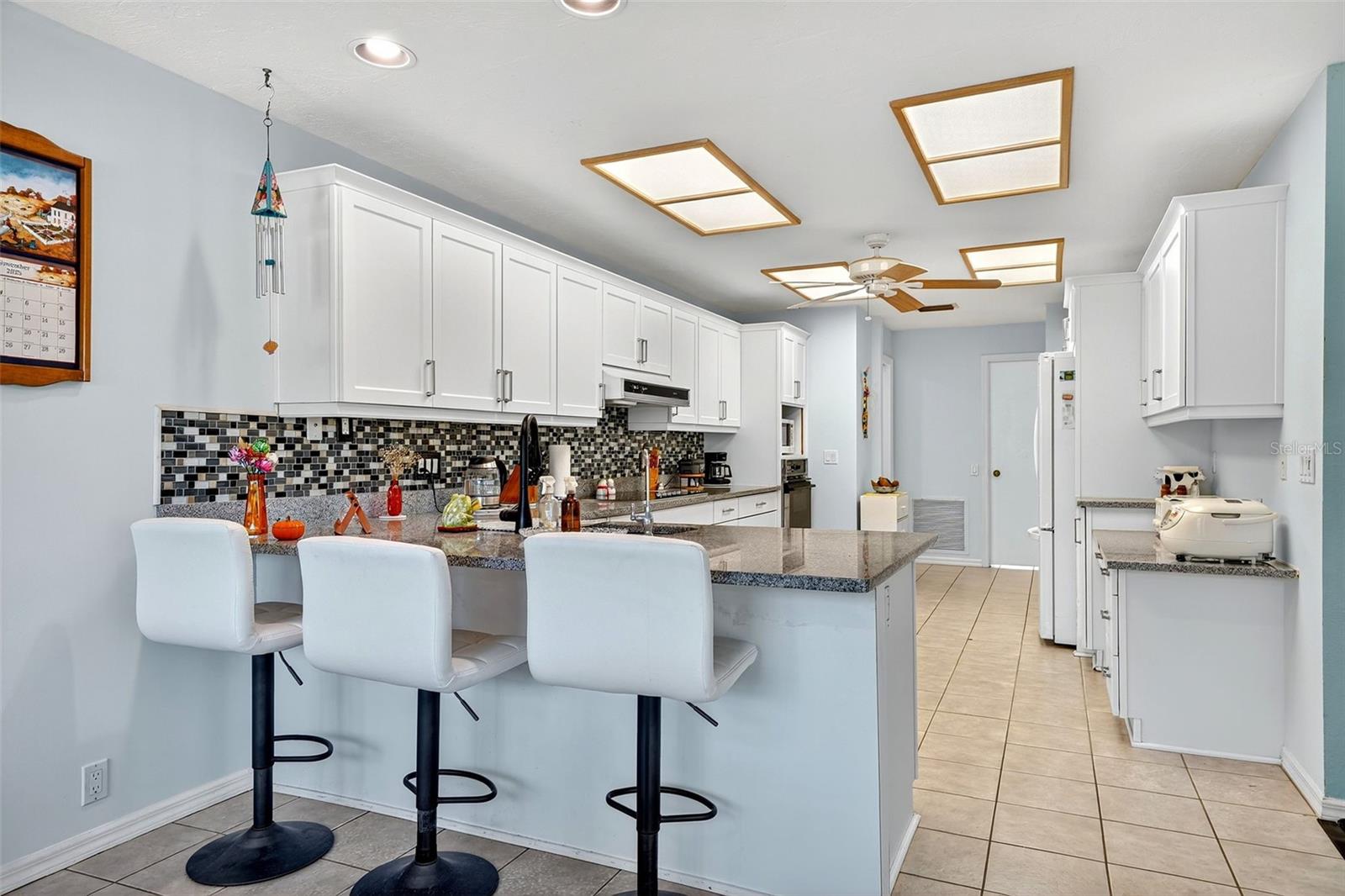 LAKES ESTATES 3 OF SARASOTA - Residential