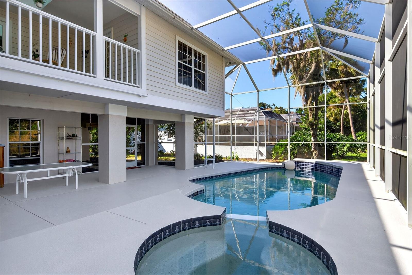 LAKES ESTATES 3 OF SARASOTA - Residential