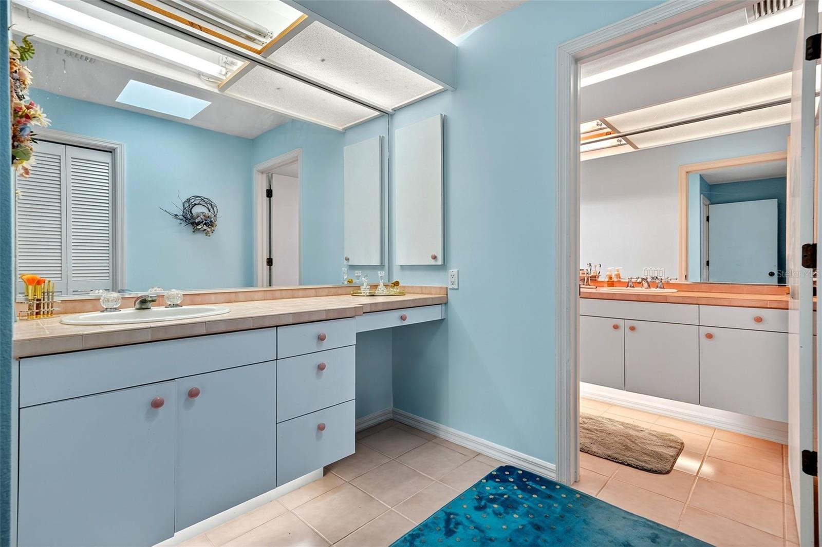 LAKES ESTATES 3 OF SARASOTA - Residential