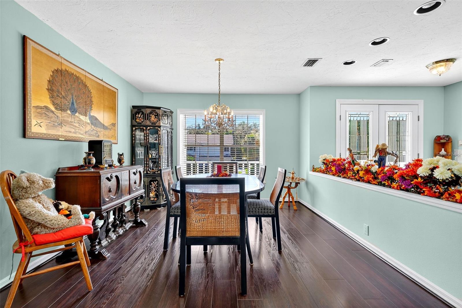 LAKES ESTATES 3 OF SARASOTA - Residential