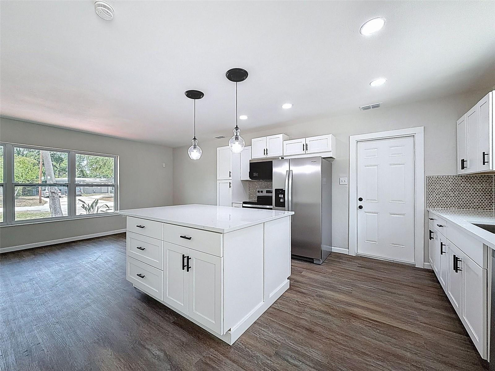 JUNGLE COUNTRY CLUB 4TH ADD - Residential