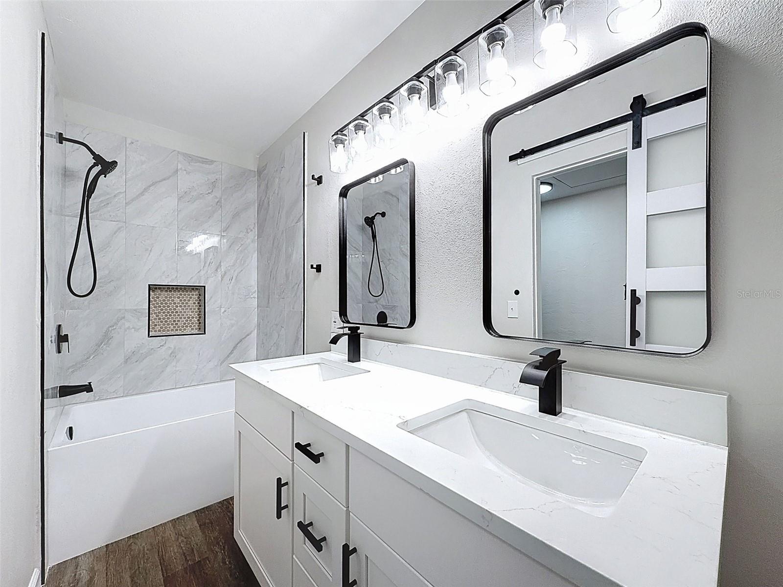 JUNGLE COUNTRY CLUB 4TH ADD - Residential