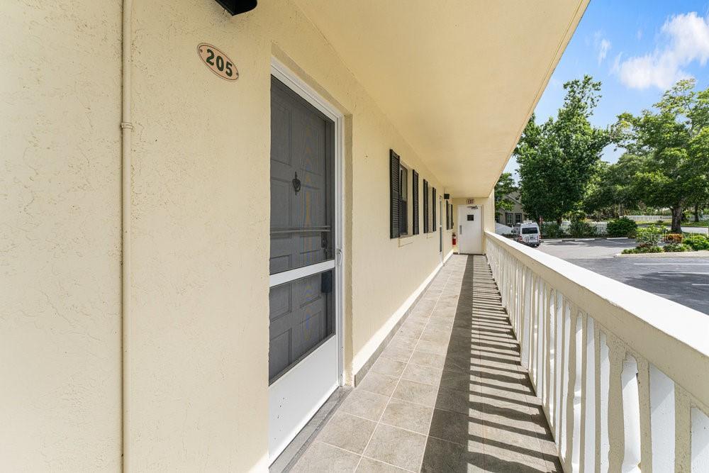 101 N GRANDVIEW STREET 205