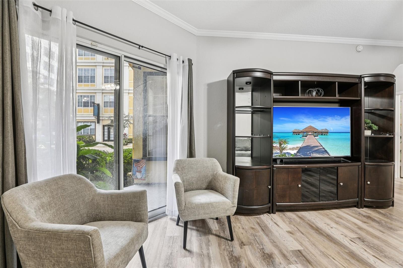 PARK NORTH/CHENEY PLACE - Residential Lease