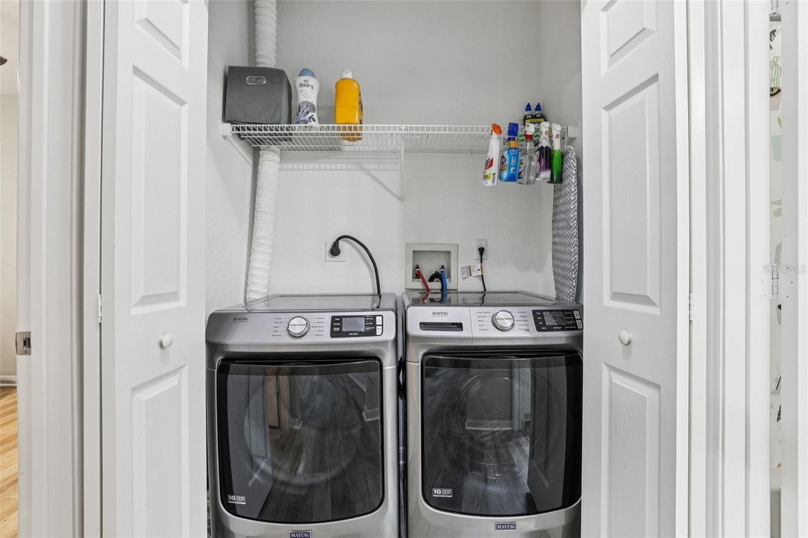 PARK NORTH/CHENEY PLACE - Residential Lease