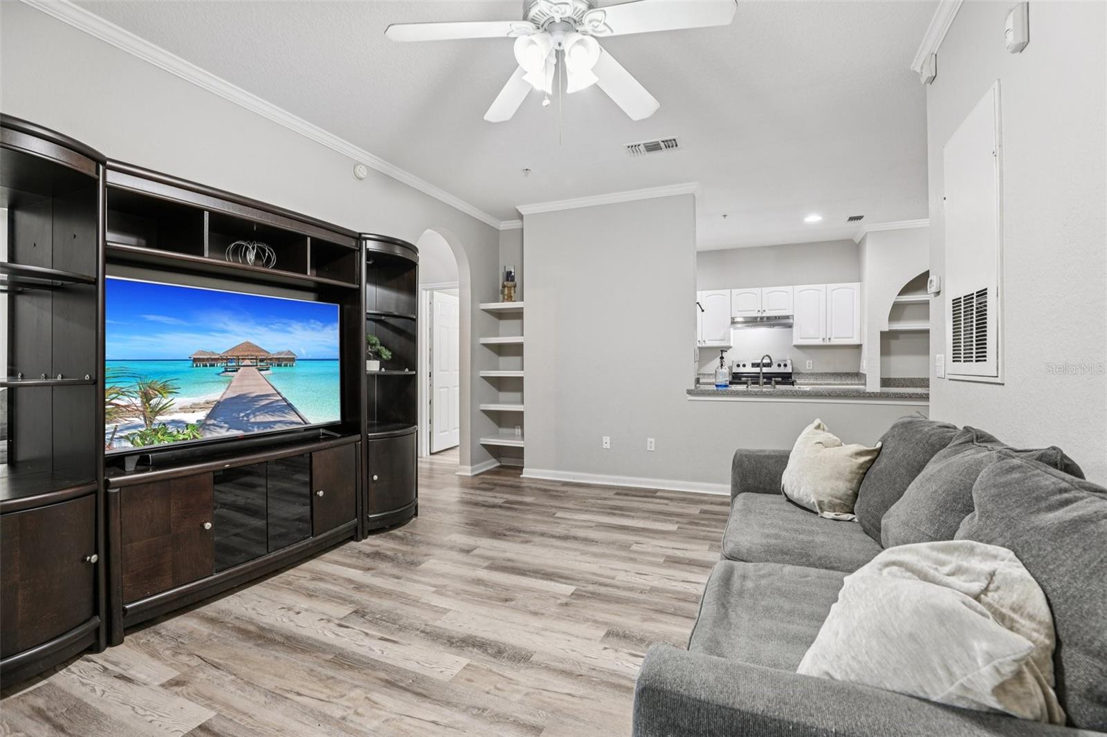 PARK NORTH/CHENEY PLACE - Residential Lease