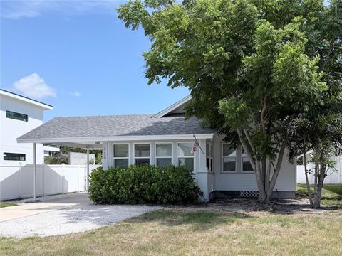 Photo of 2250 Arlington Street, Sarasota, FL 34239 (MLS # A4698119)