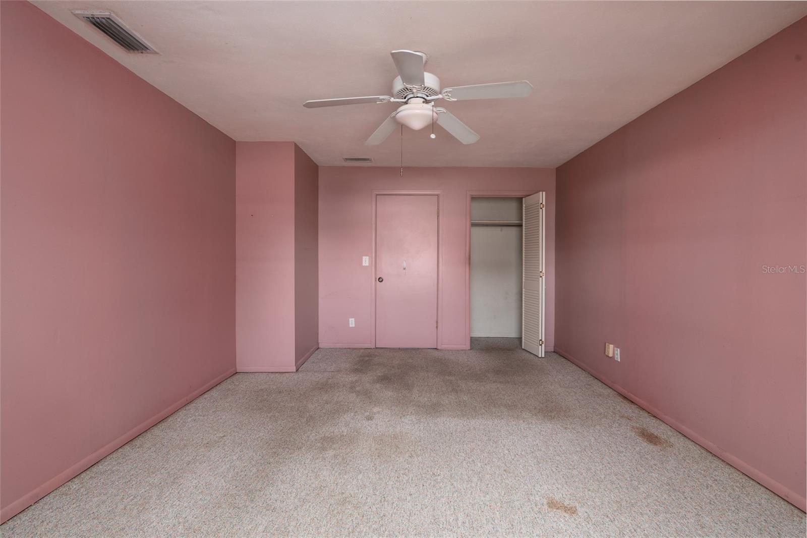 MEADOW LAWN 13TH ADD - Residential