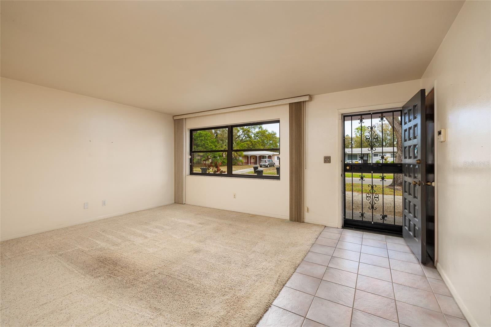 MEADOW LAWN 13TH ADD - Residential