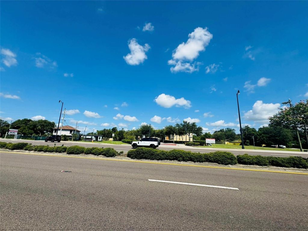 Photo of 8390 S Us Hwy 17-92 Highway, Fern Park, FL 32730 (MLS # O6381001)