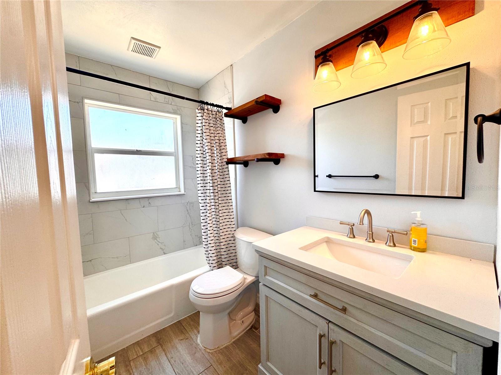 ORANGE TERRACE 2ND ADD - Residential