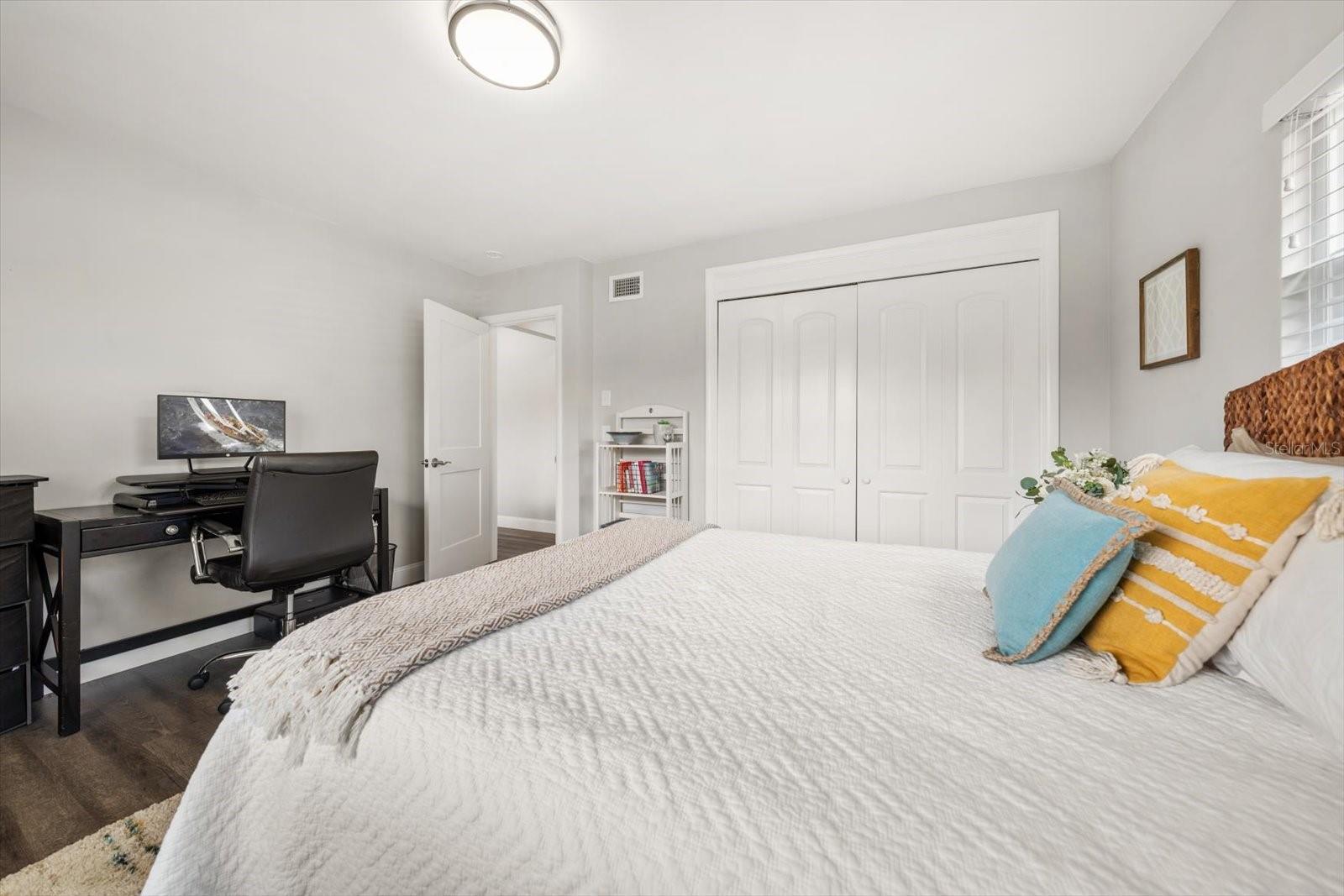 FAIRWAY ESTATES 5TH ADD - Residential