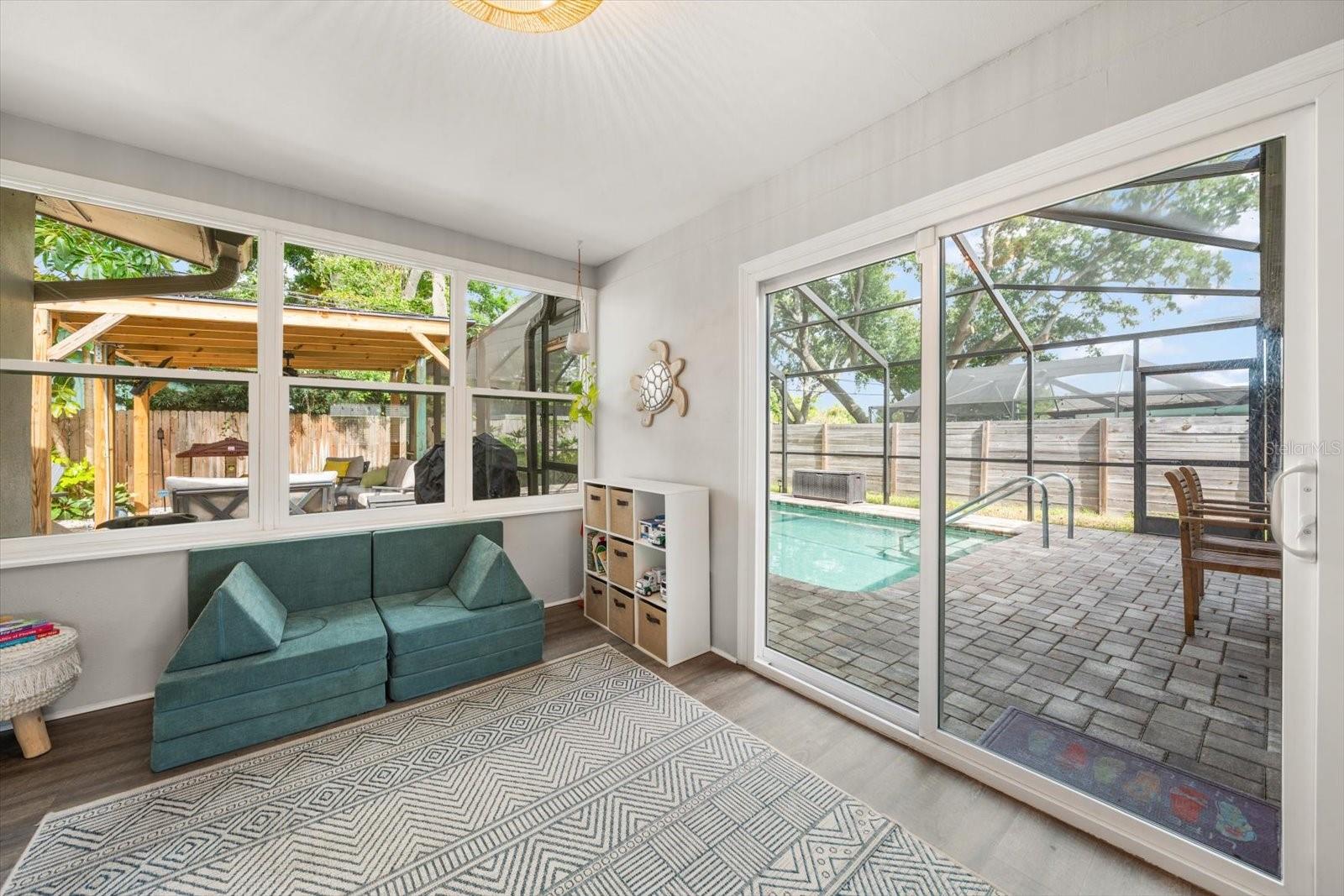 FAIRWAY ESTATES 5TH ADD - Residential