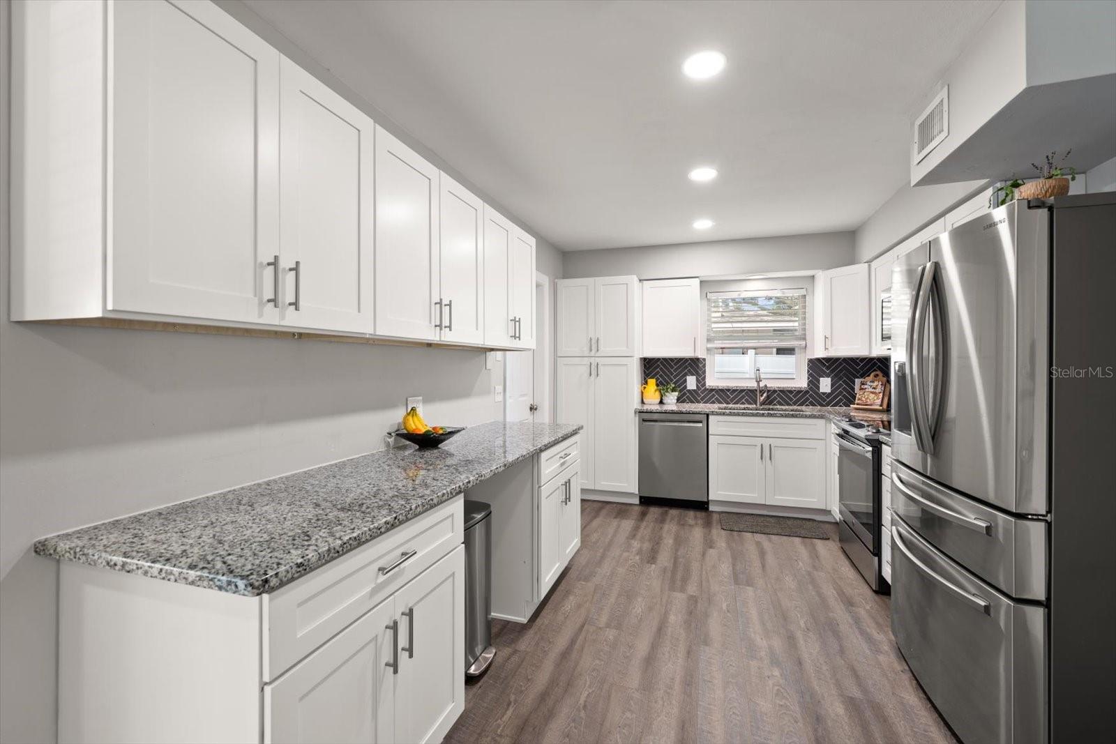 FAIRWAY ESTATES 5TH ADD - Residential