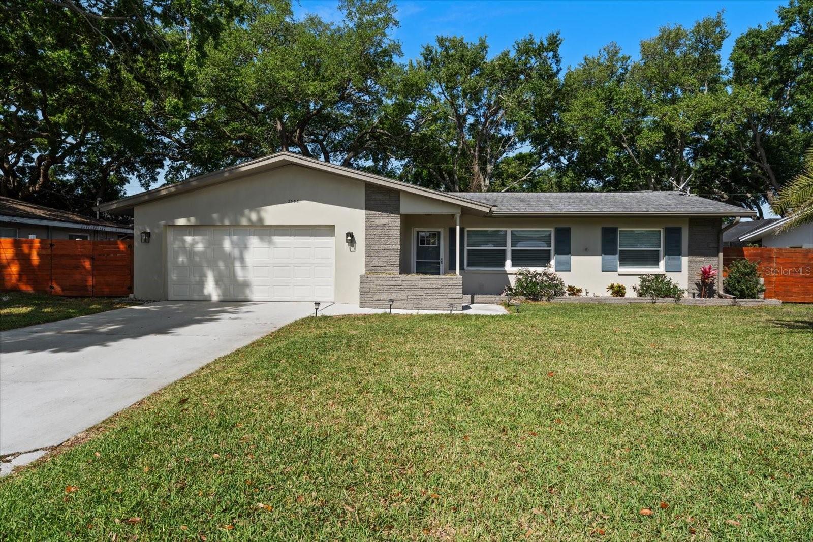 FAIRWAY ESTATES 5TH ADD - Residential