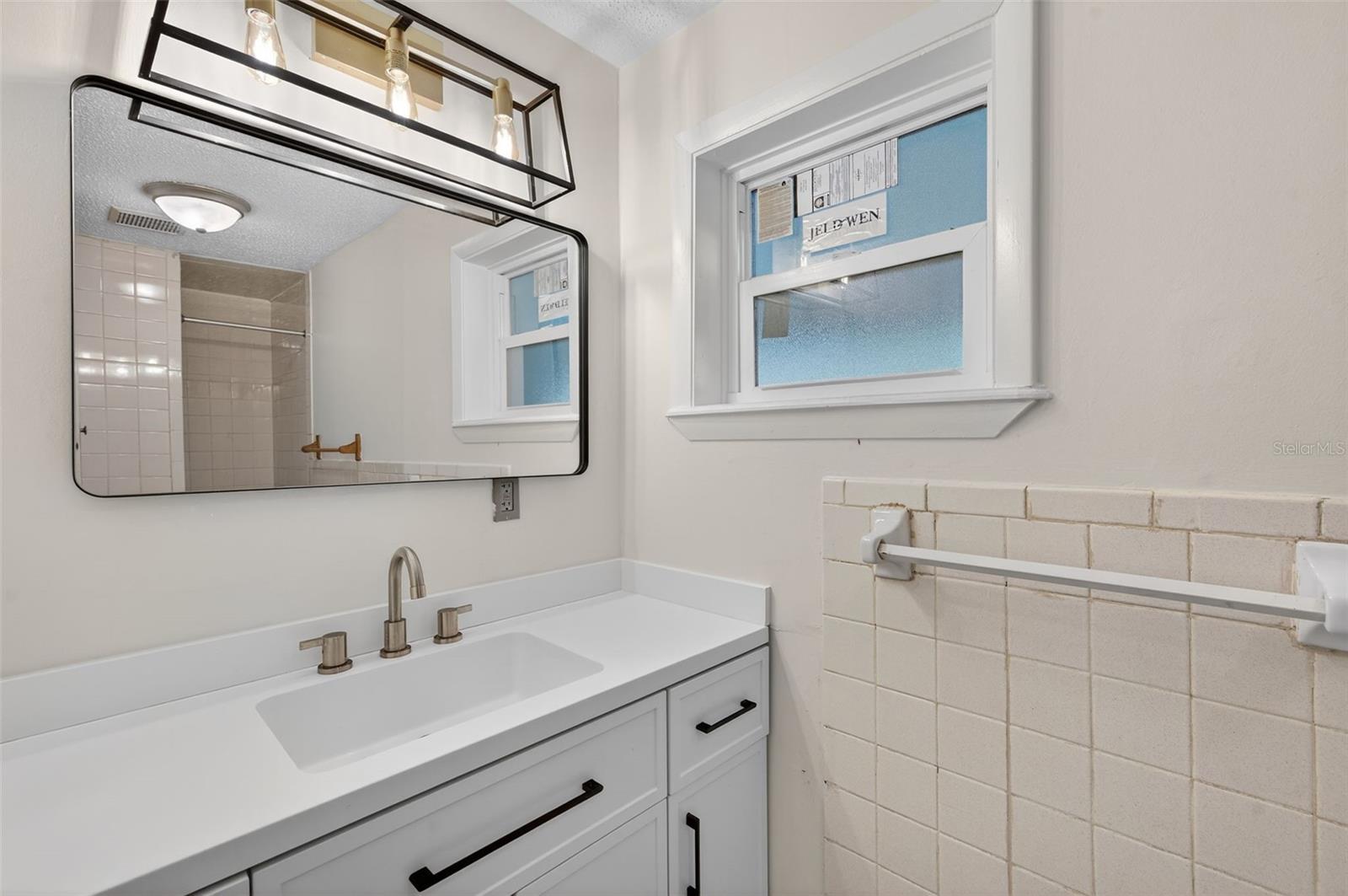 PINE LAKE PARK - Residential Lease