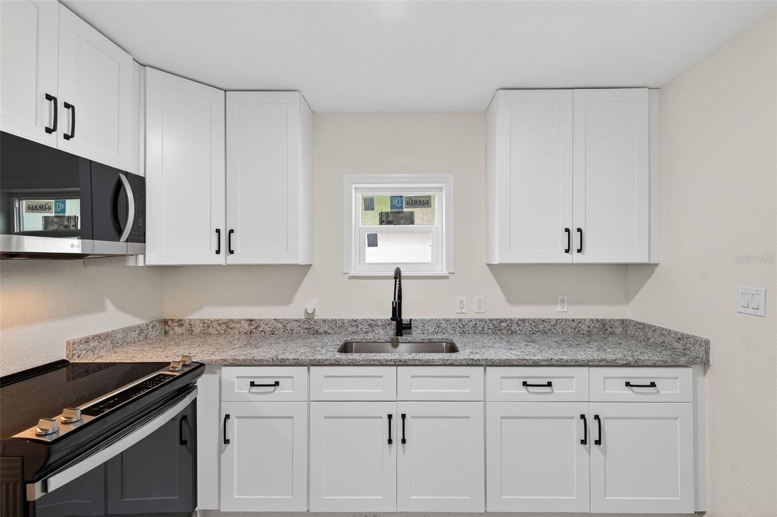 PINE LAKE PARK - Residential Lease