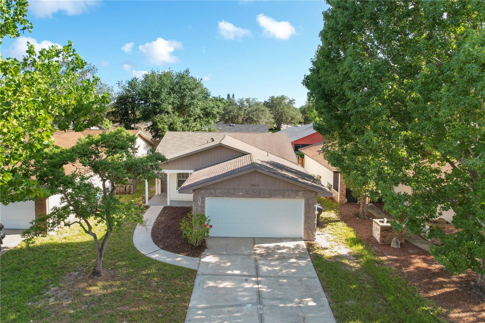 10519 WYNDCLIFF DRIVE