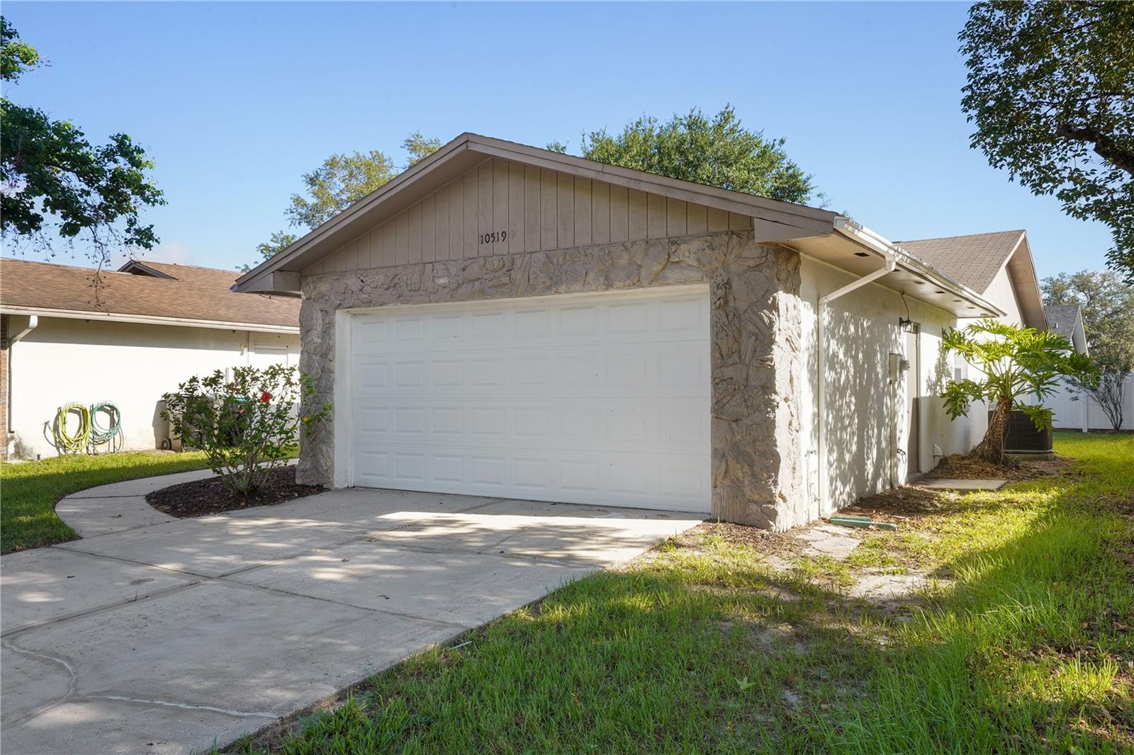 10519 WYNDCLIFF DRIVE
