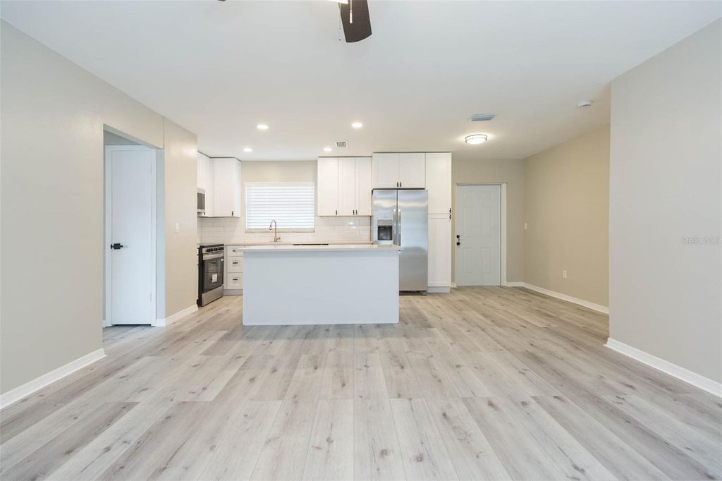 Photo of 7608 N Sanibel Circle, Temple Terrace, FL 33637 (MLS # TB8442673)