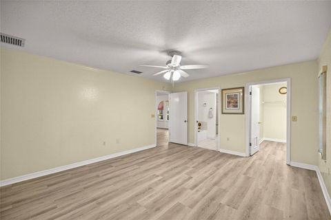 Tiny photo for 16789 SE 69th Lane, Ocklawaha, FL 32179 (MLS # OM724864)