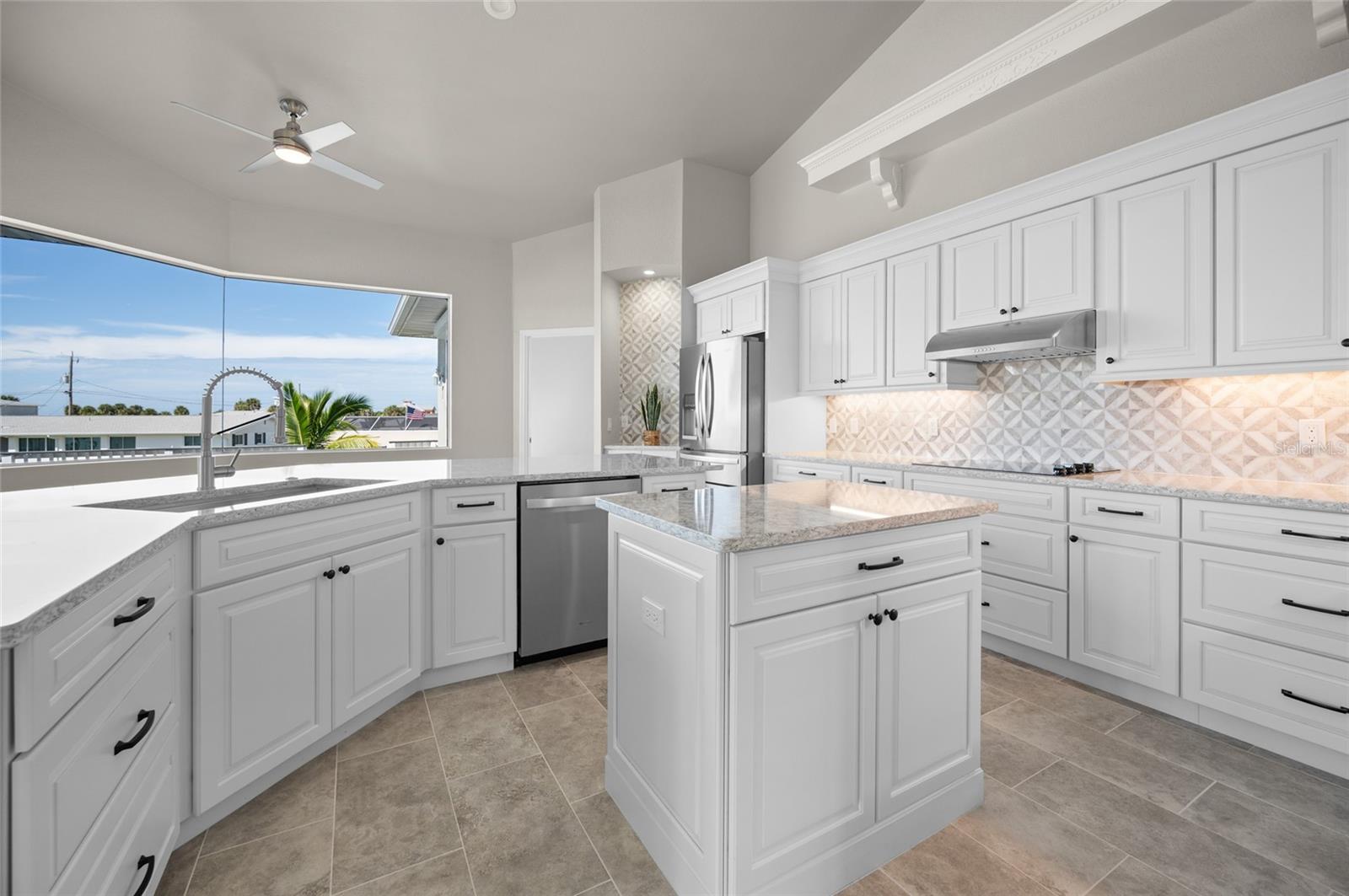 GROVE CITY SHORES - Residential